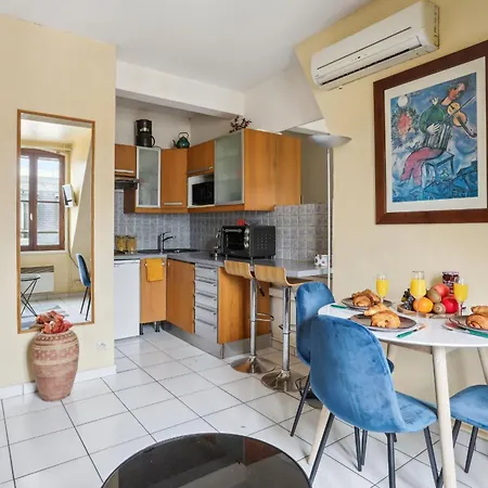 Eiffel Tower & Faubourg - 1br - Vacation Appartement Parijs
