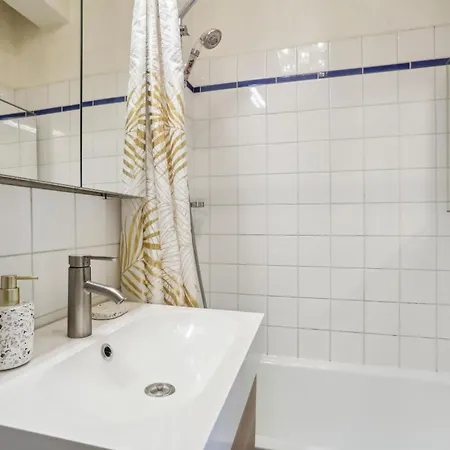 Apartamento Eiffel Tower & Faubourg - 1br - Vacation Paris